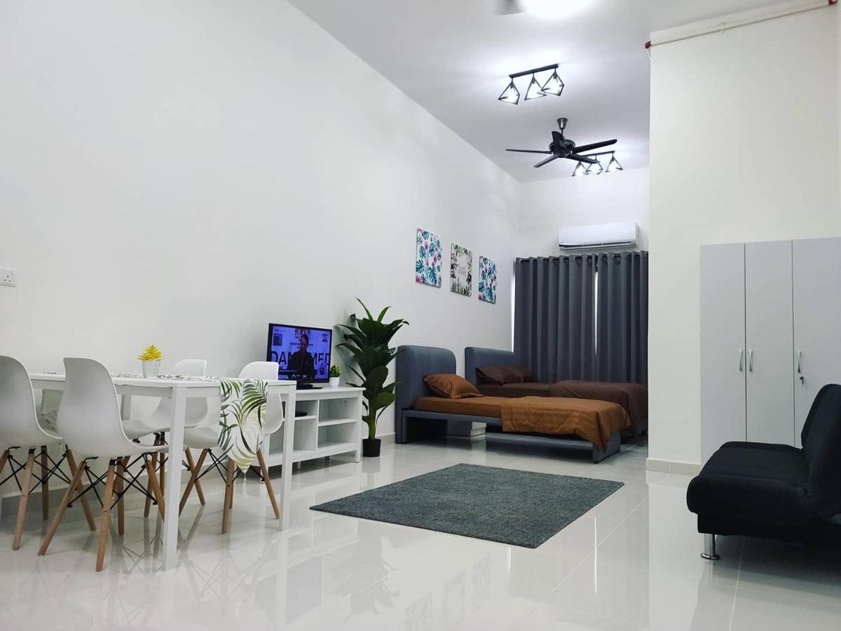 Homestay Klia Core Soho Suites Σεπάνγκ Εξωτερικό φωτογραφία